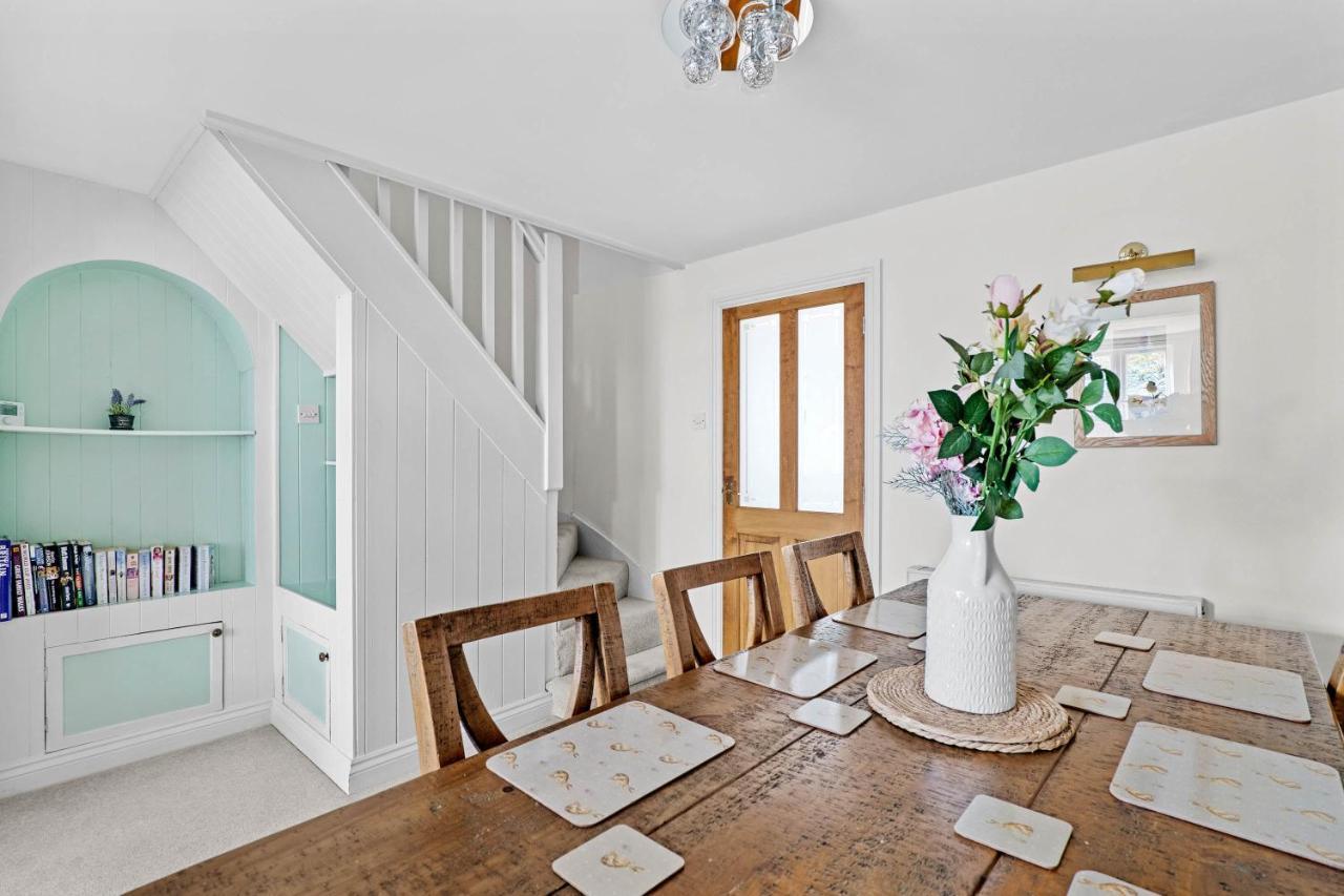Wheelbarrow Cottage Bengeworth Екстер'єр фото